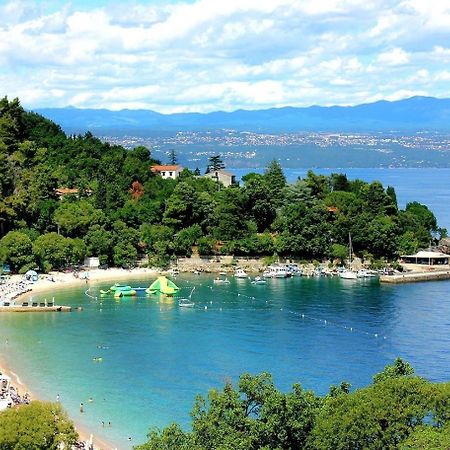 Apartments And Rooms By The Sea Medveja, Opatija - 2305 Lovran Εξωτερικό φωτογραφία
