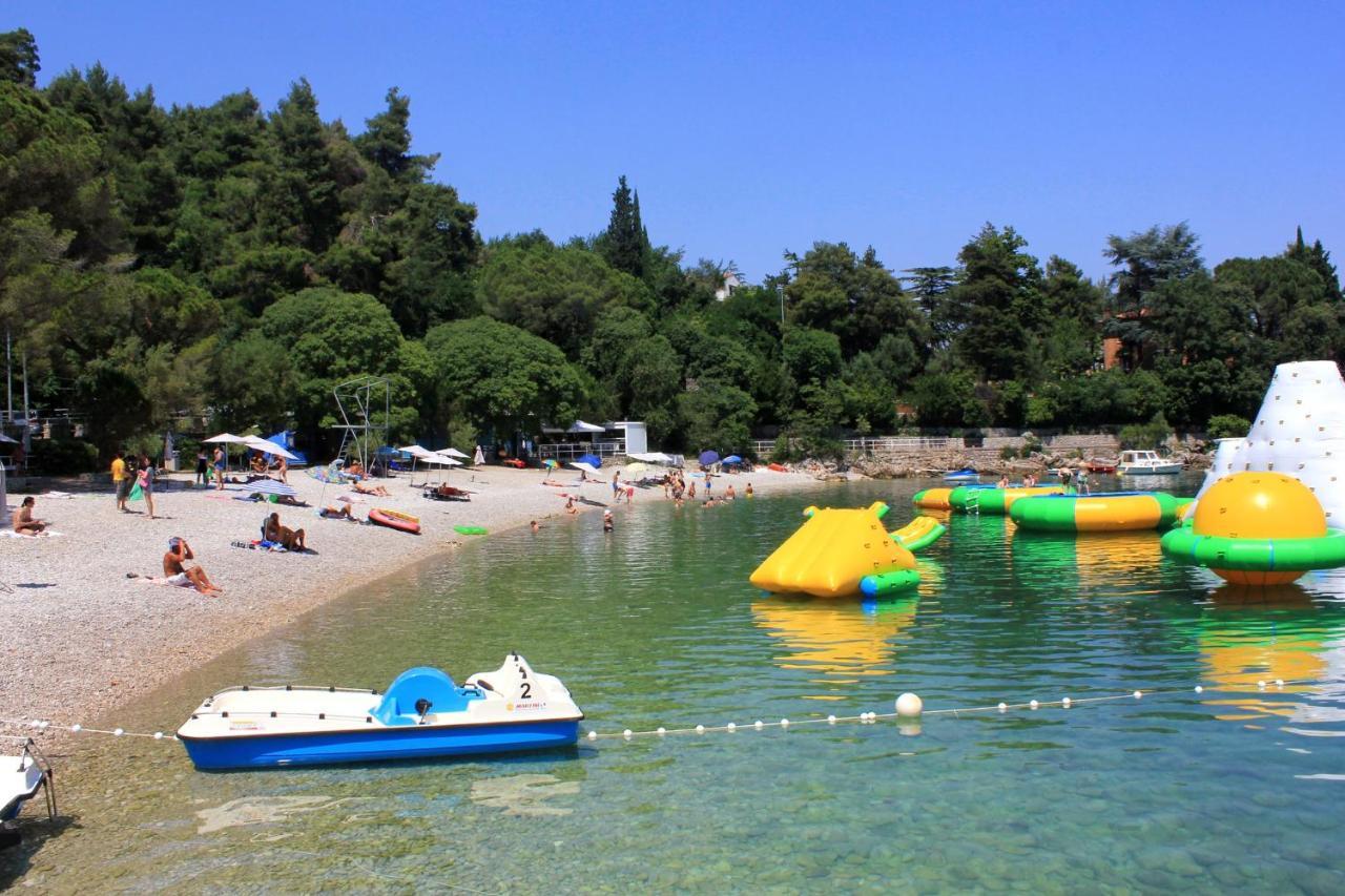 Apartments And Rooms By The Sea Medveja, Opatija - 2305 Lovran Εξωτερικό φωτογραφία