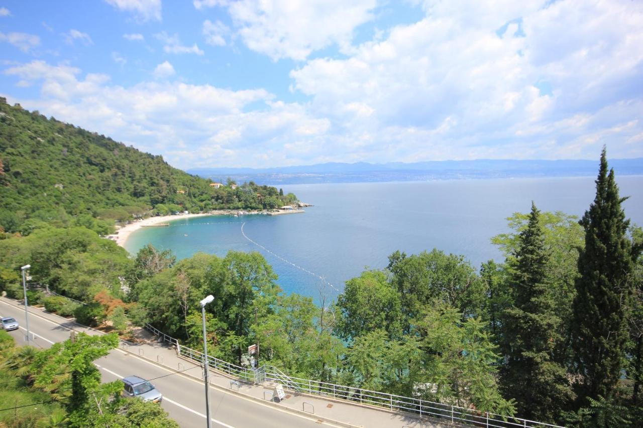 Apartments And Rooms By The Sea Medveja, Opatija - 2305 Lovran Εξωτερικό φωτογραφία