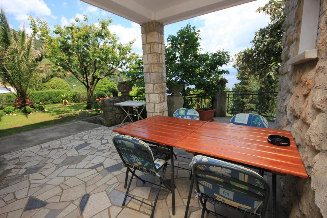 Apartments And Rooms By The Sea Medveja, Opatija - 2305 Lovran Εξωτερικό φωτογραφία