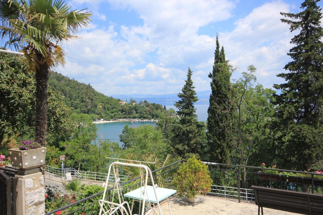 Apartments And Rooms By The Sea Medveja, Opatija - 2305 Lovran Εξωτερικό φωτογραφία