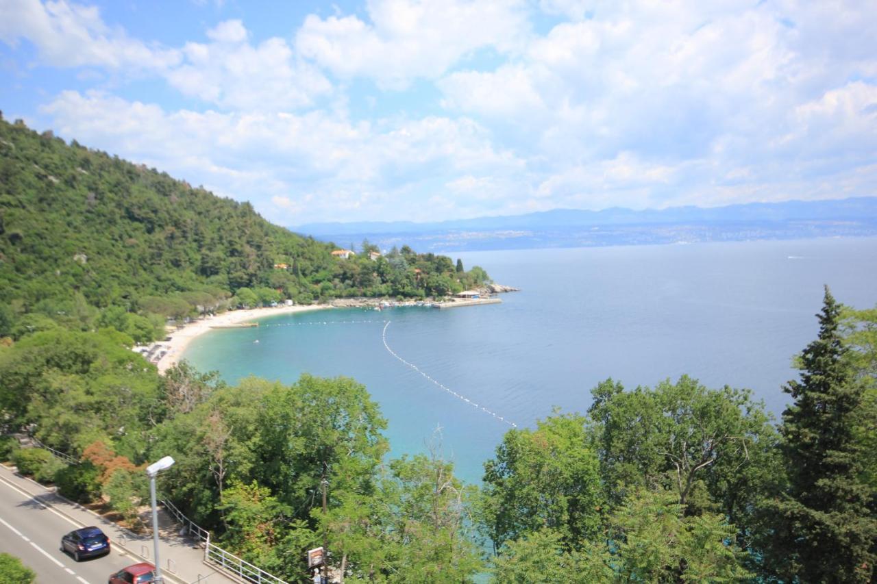 Apartments And Rooms By The Sea Medveja, Opatija - 2305 Lovran Εξωτερικό φωτογραφία