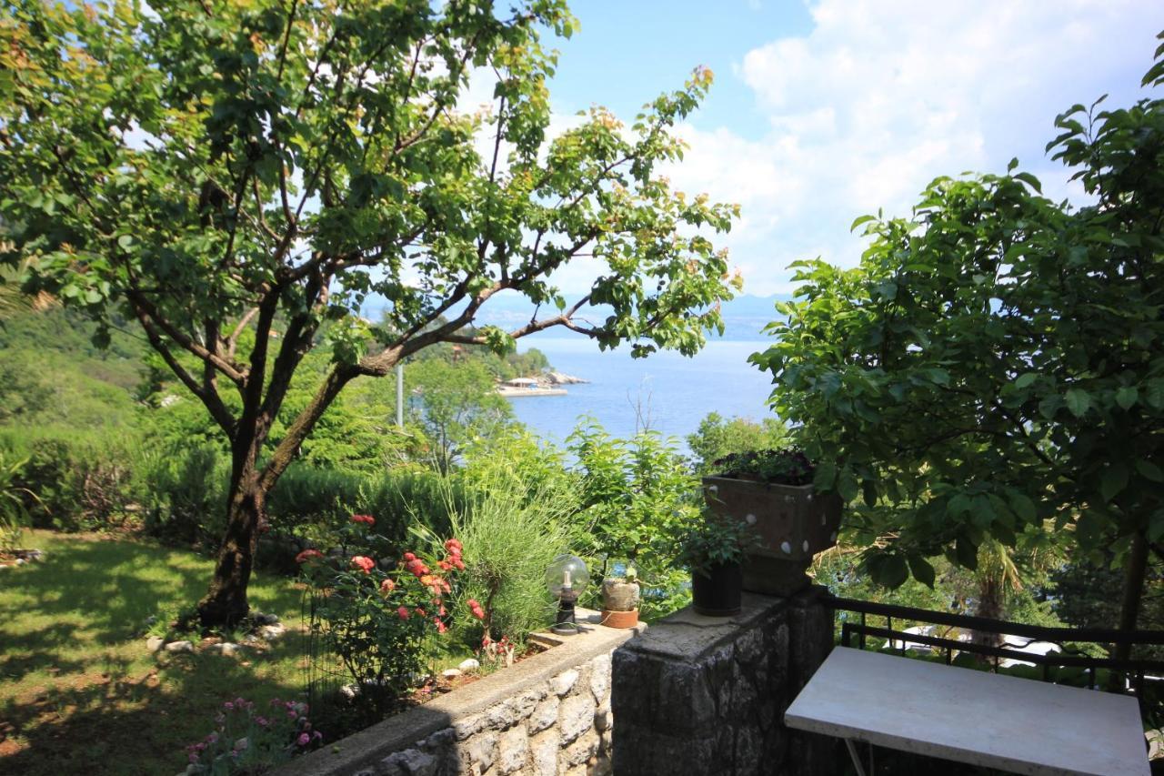 Apartments And Rooms By The Sea Medveja, Opatija - 2305 Lovran Εξωτερικό φωτογραφία