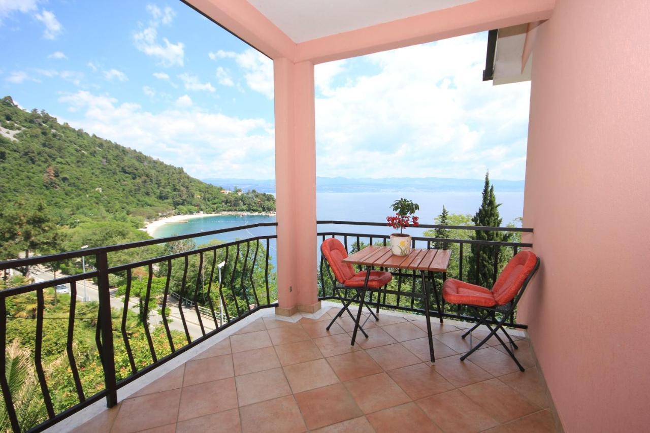 Apartments And Rooms By The Sea Medveja, Opatija - 2305 Lovran Εξωτερικό φωτογραφία